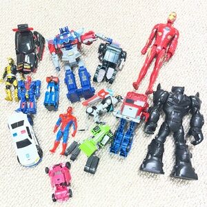 Multiples Action Heroes Robot and Figure Collection - Red, Blue, Black